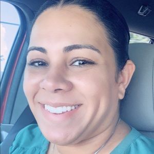 Meet your Posher, Aida